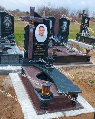 Одинарний пам’ятник з граніту №180