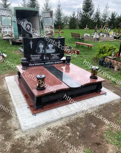 Подвійний пам’ятник з граніту №160