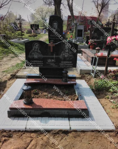 Подвійний пам’ятник з граніту №115