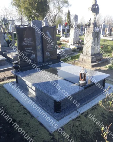 Подвійний пам’ятник з ганіту №120