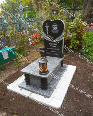 Дитячий пам’ятник з граніту №130
