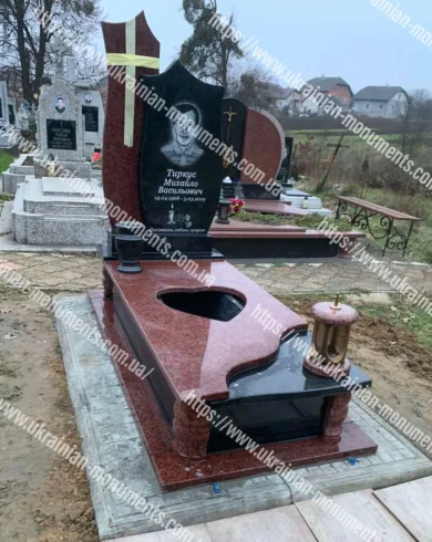 Одинарний пам’ятник з граніту №132